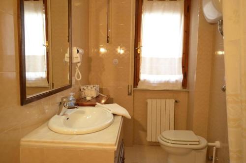 Koupelna v ubytování Antonhouse Alghero