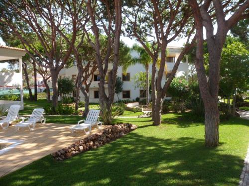 Gallery image of Jardins da Falesia in Albufeira