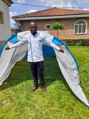  Rebero Kivu Resort -  Chambre  photo :   Shower    Toilet    Private bathroom           