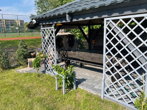 Taman di luar Apartamenty i Pokoje DIMAN