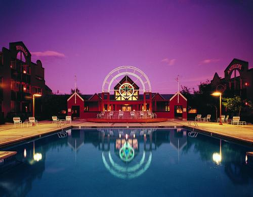 The swimming pool at or close to Cactus Petes Resort & Horseshu Hotel