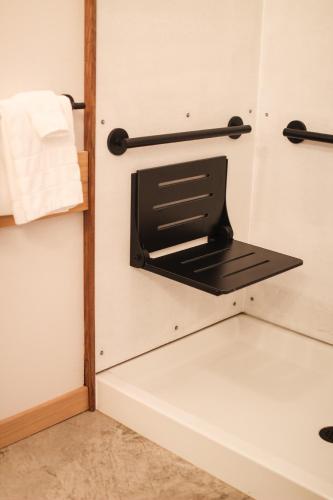 アストリアにあるBowline Hotelのギャラリーの写真
