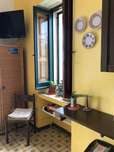 Gallery image of Hostel Beach House in Giardini Naxos