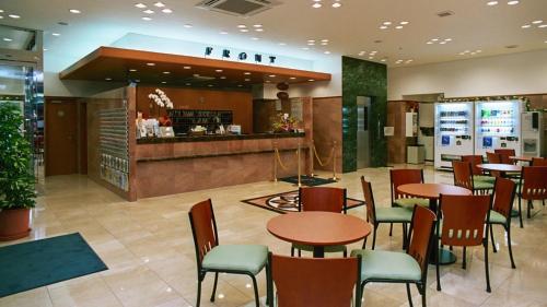 Лаундж или бар в Toyoko Inn Ichinoseki Ekimae