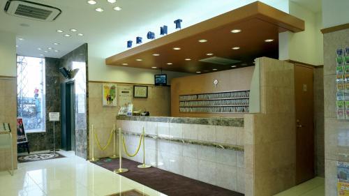 The lobby or reception area at Toyoko Inn Aizuwakamatsu Ekimae