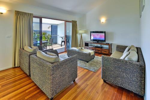 A seating area at Heliconia Grove 9