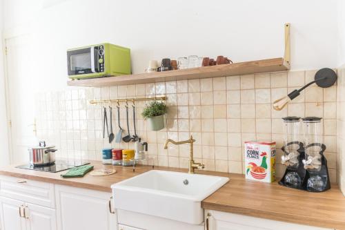 Köök või kööginurk majutusasutuses Casa Sampietro