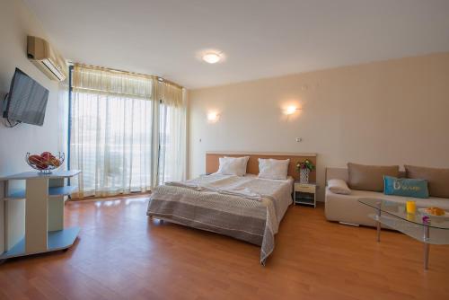 Rainbow 1 Holiday Apartment – Photos 3