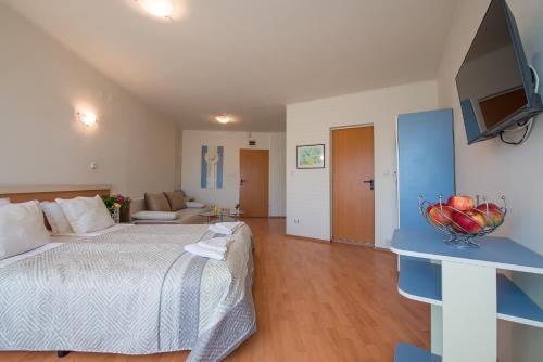 Rainbow 1 Holiday Apartment – Photos 5