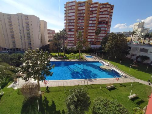 VIVE BENALMÁDENA APARTAMENTO DIANA 604, playa y puerto a 200 ...