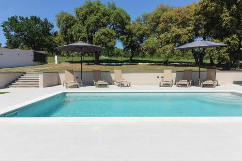 Stunning modern villa Monte Vernal in Pula near the beach and city center