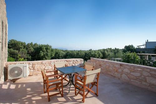 Balkón alebo terasa v ubytovaní Charouda country house