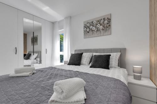 Apartment M&L Makarska
