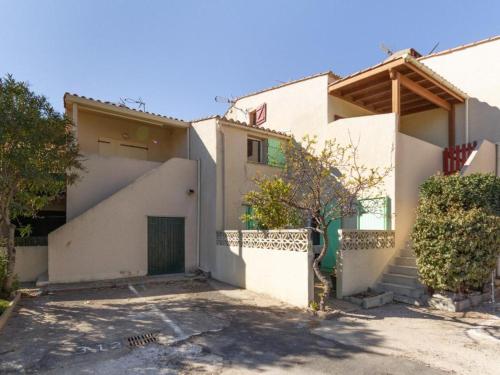 Maisonnette à 200m de la plage, terrasse, clim, parking privé, lave-linge et linge de lit compris
