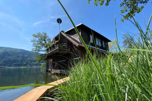 Seehaus direkt am Ossiachersee