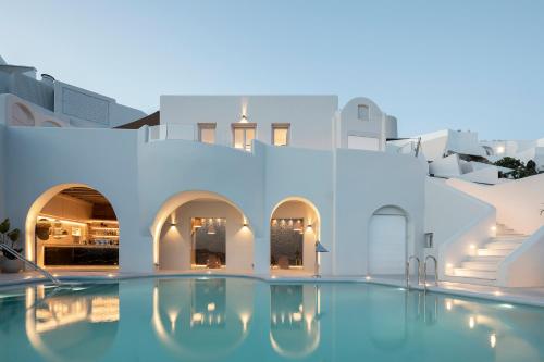 Bazén v ubytování Hom Santorini nebo v jeho okolí