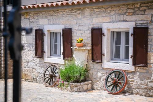 Gallery image of Rustic Istrian house Varesco in Krnica