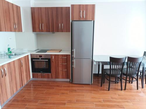 Dapur atau dapur kecil di One Bedroom Apartment 5 - Restaurant Stadium Plovdiv