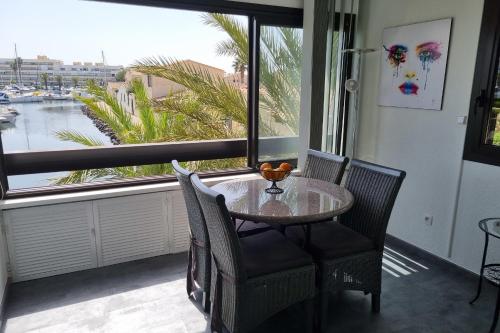 Naturiste Cap d'Agde Port Vénus 110