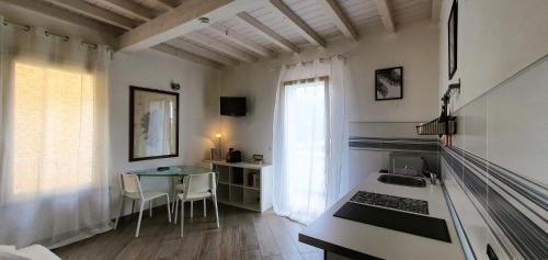 Η κουζίνα ή μικρή κουζίνα στο Residence Ki House