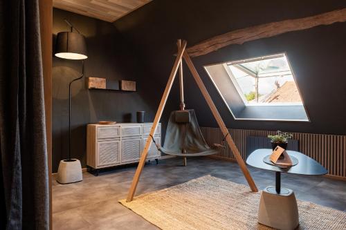 Φωτογραφία από το άλμπουμ του Le Studio des Prés Verts Suite Design avec Jacuzzi Privatif σε Jouey