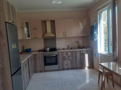 Kuchyň nebo kuchyňský kout v ubytování Maka's Guesthouse