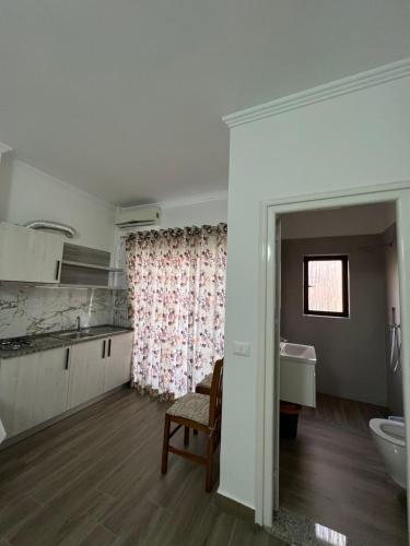 Fotografie z fotogalerie ubytování Red Rose Guest House v destinaci Golem