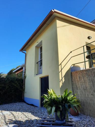 Das Gebäude in dem sich das Bed & Breakfast befindet