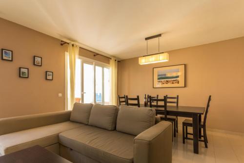 Preciosa Villa Con Piscina Privada - Villa MaPo