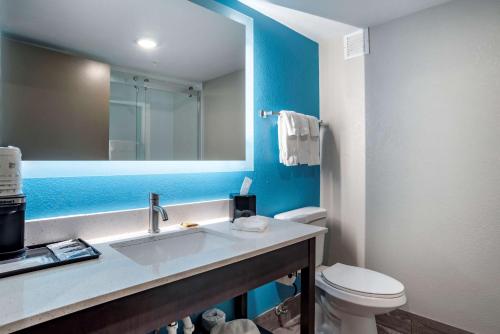 Ένα μπάνιο στο Best Western Plus Panama City Hotel