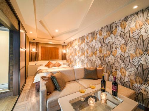 Postel nebo postele na pokoji v ubytování Hotel GT Kansai International Airport (Adult Only)
