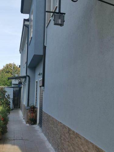 a building with a street light on the side of it at Ca' Dorotea in Canaro