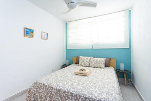 Postel nebo postele na pokoji v ubytování Home2Book Relax Caletillas, Terrace & Pool