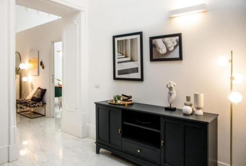 The Marble House - Family and Friends Luxury Apartment in Naples