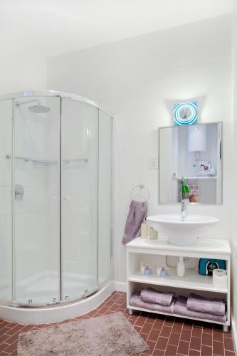 Ванна кімната в Premium Design Central Suite