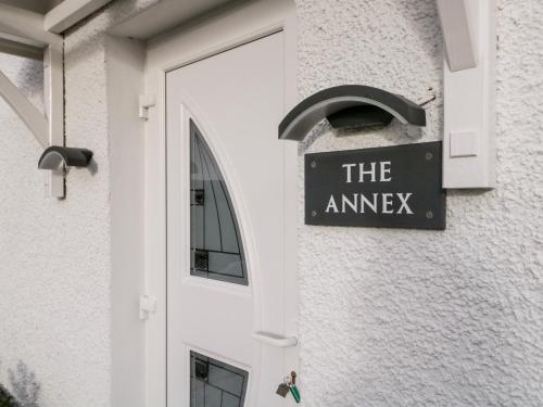 The Annex – Photos 2