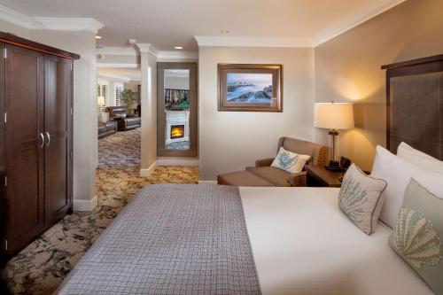 Säng eller sängar i ett rum på Best Western Plus Humboldt Bay Inn