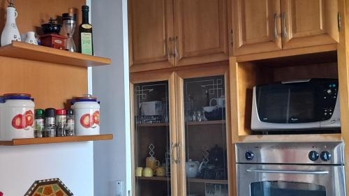 Adarissa Houseにあるキッチンまたは簡易キッチン