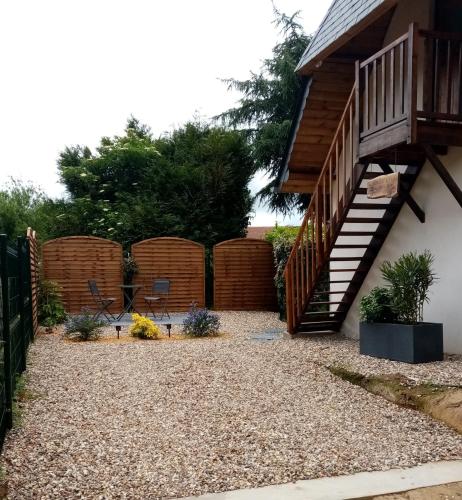 Το κτήριο όπου στεγάζεται  το bed & breakfast