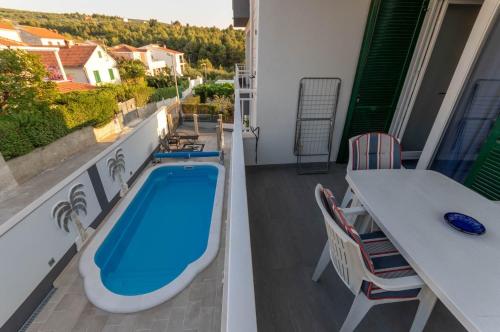 Apartment in Supetar with sea view, balcony, air conditioning, W-LAN 3553-2