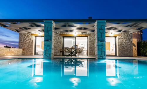 Πισίνα στο ή κοντά στο Castielia Residence