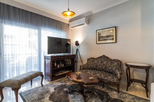 Comfortable and Spacious 2 bdr Apt
