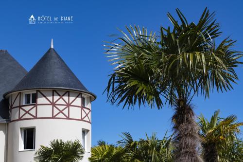 Zdjęcie z galerii obiektu Hotel De Diane w mieście Sables-dʼOr-les-Pins