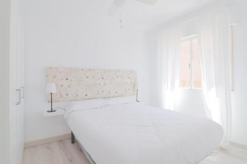 Posteľ alebo postele v izbe v ubytovaní C85 - Brand New 3 Bedroom Apartment by the Center