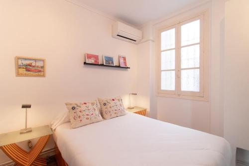 Cama o camas de una habitación en C92 - Rustic Two Bedrooms Apartment with Terrace