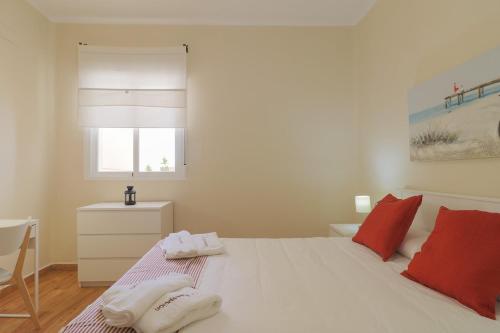 Posteľ alebo postele v izbe v ubytovaní C102 - Huge and Stylish 5 Bedroom by the Center