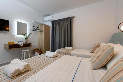Φωτογραφία από το άλμπουμ του Luxury Sirens Fresh στον Λιμένα