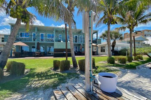 Imagen de la galería de Bungalow Beach Place 9, en Clearwater Beach