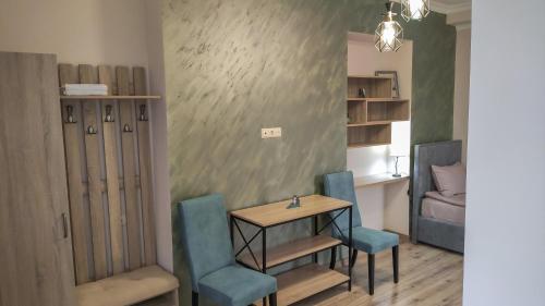  Harmonia Garden Garni -  Room  picture :   Tea/Coffee maker    Shower    Air conditioning                           