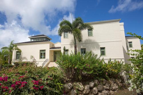  Sweet Dream Villa with Private Pool in Sugar Hill! -  Room  picture :   Internet facilities    Safety deposit box    TV                           